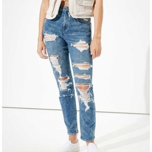 American eagle mom jeans